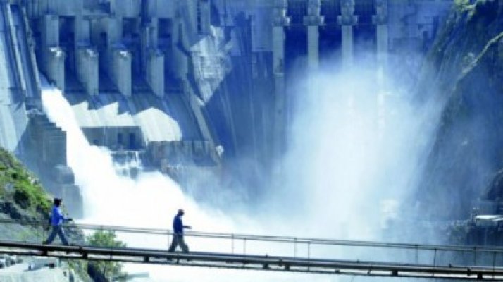 Hidroelectrica nu vrea să vândă curent electric către RAJA